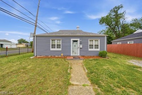 3437 Reynolds Rd, Richmond, VA, 23223-1433 | Card Image