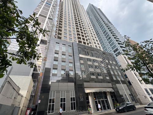 501-35 Balmuto St, Toronto, ON, M4Y0A3 | Card Image