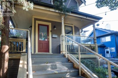 1117 Pendrell St, Home with 2 bedrooms, 2 bathrooms and 1 parking in Vancouver BC | Image 1