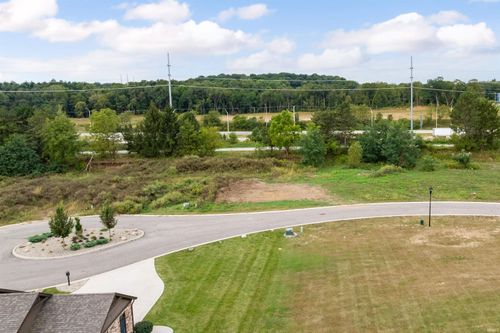 3289 Blarney Drive, South Bend, IN, 46628-0005 | Card Image