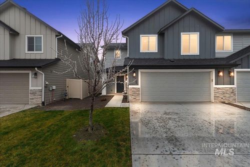 908 W Woodpine St, Meridian, ID, 83646-6059 | Card Image