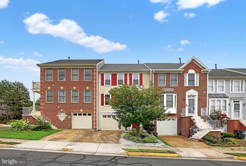 6319 Powder Flask Ct, CENTREVILLE, VA, 20121-2379 | Card Image