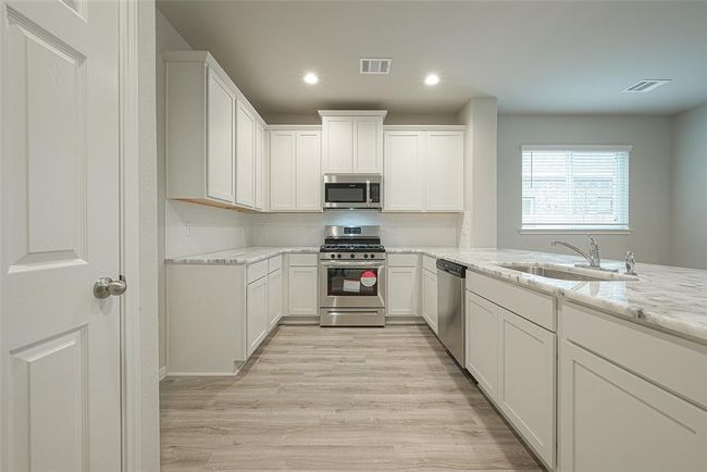 21923 Oia Island Dr, House other with 3 bedrooms, 2 bathrooms and 2 parking in Hockley TX | Image 20