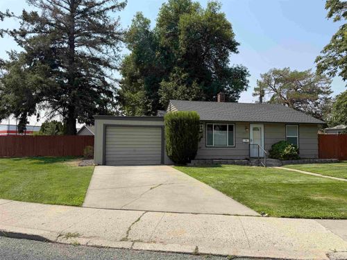 1101 W 1st Ave, Kennewick, WA, 99336 | Card Image