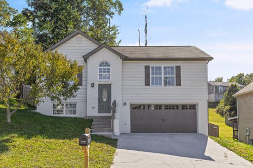 1806 Short Leaf Lane, Soddy Daisy, TN, 37379 | Card Image