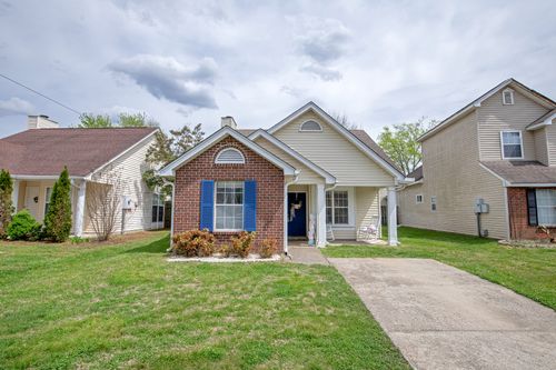 2009 Valley Dr, Goodlettsville, TN, 37072-8935 | Card Image