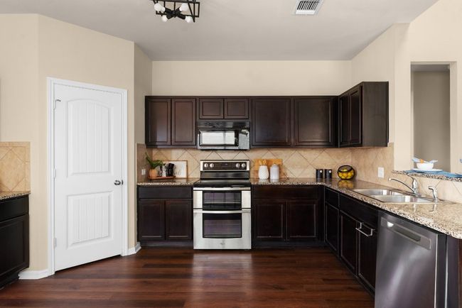 3301 Ortman Dr, House other with 3 bedrooms, 3 bathrooms and 4 parking in Pflugerville TX | Image 5