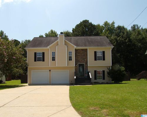 44 Red Oak Ct, LINCOLN, AL, 35096-5930 | Card Image