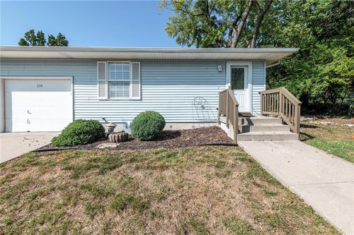 334 E Hansen Ct, Independence, MO, 64055-1495 | Card Image