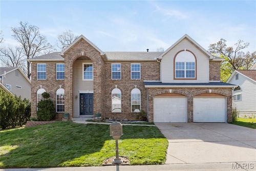 5148 Romaine Spring Dr, Fenton, MO, 63026-5865 | Card Image