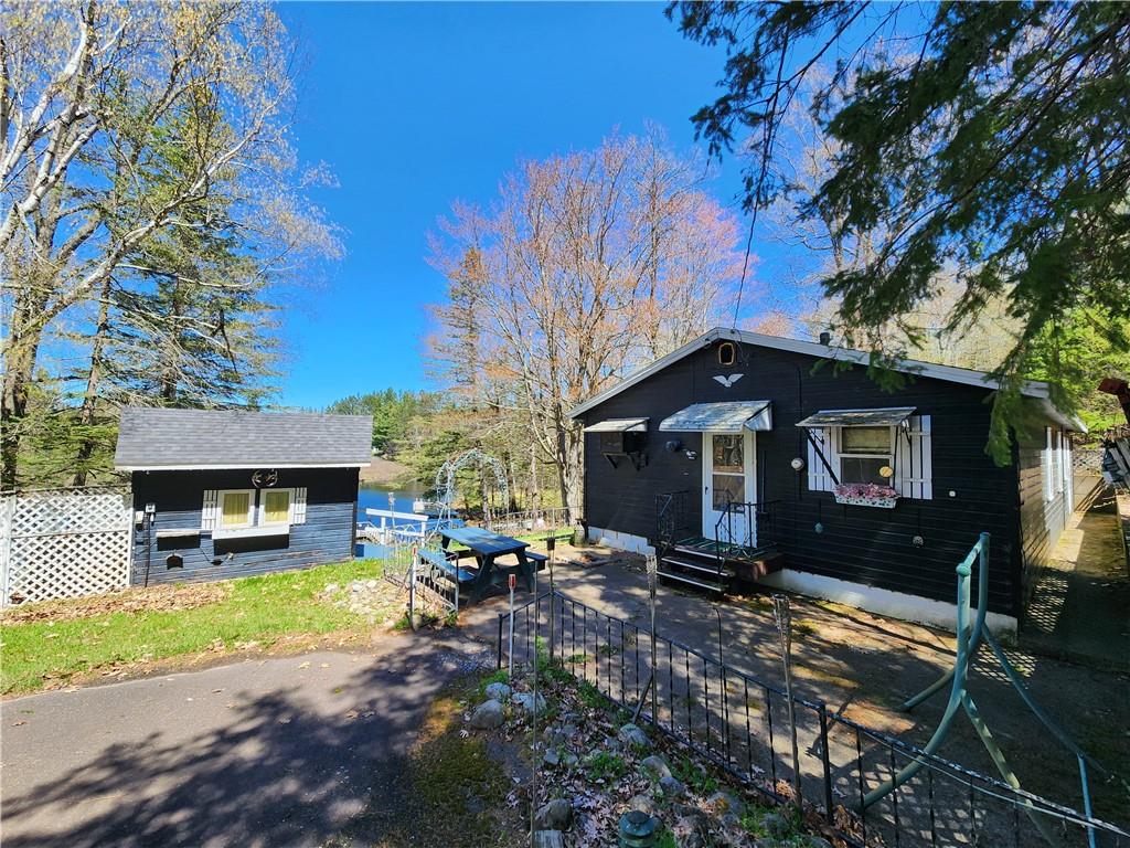 Reiskes Rd, Hayward, WI 54843