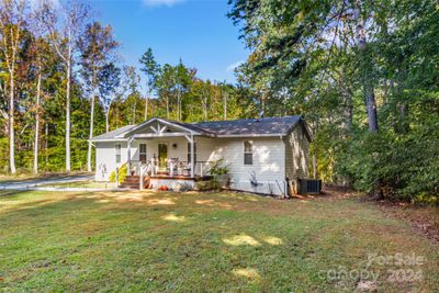 8718 Richardson King Road, House other with 3 bedrooms, 2 bathrooms and null parking in Waxhaw NC | Image 3