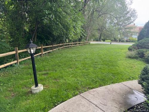 35 Homestead Village Dr, Warwick, NY, 10990-4211 | Card Image