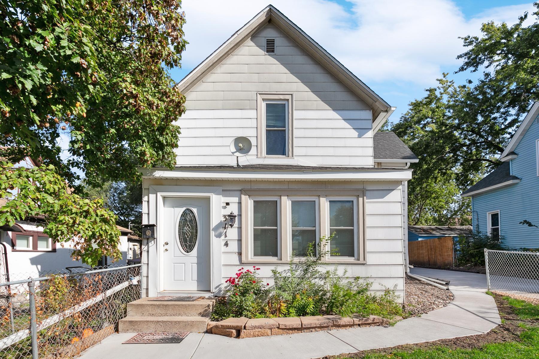 Dupont Ave, Minneapolis, MN 55411