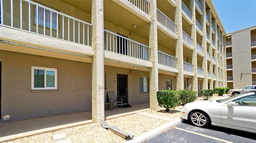 118-3534 Lake Bayshore Dr, Bradenton, FL, 34205-5170 | Card Image
