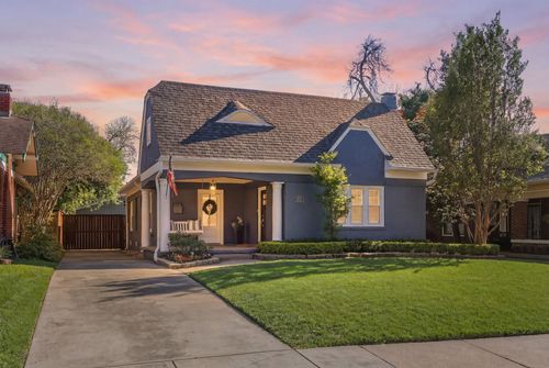 5250 Goodwin Ave, Dallas, TX, 75206-6207 | Card Image