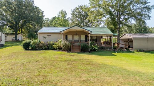 690 Old Rd, Counce, TN, 38326-3649 | Card Image