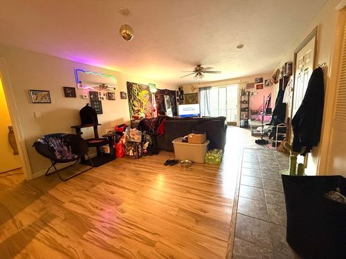 apt-10-199 Perry Ave, Worcester, MA, 01610-2071 | Card Image
