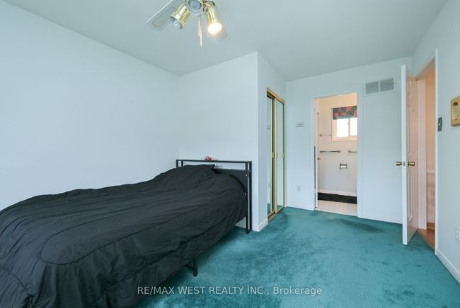 3 Henry Gate, House other with 4 bedrooms, 3 bathrooms and 9 parking in Nobleton ON | Image 19