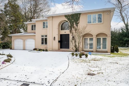 58 Saddle Ln, Roslyn Heights, NY, 11577-2728 | Card Image