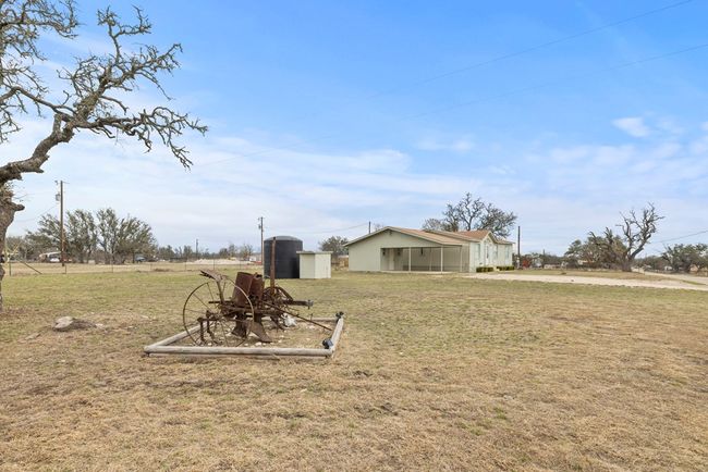 108 Gammenthaler Ln, House other with 3 bedrooms, 2 bathrooms and 1 parking in Harper TX | Image 21