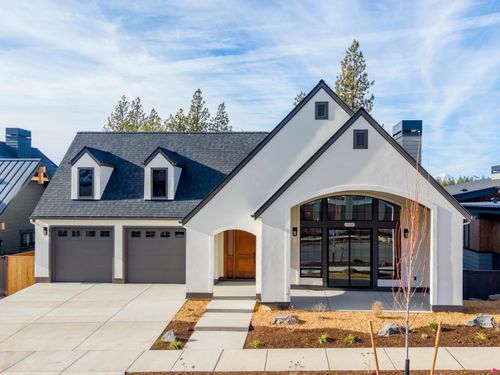 45-2999 Nw Polarstar Ave, Bend, OR, 97703-6614 | Card Image