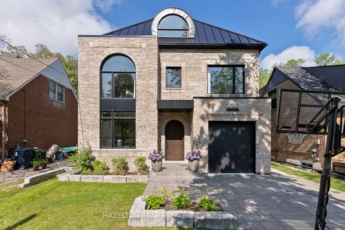 35 Worthington Cres, Toronto, ON, M6S3P5 | Card Image