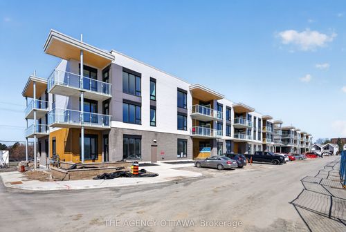 301-3071 Riverside Drive, Billings Bridge - Riverside Park and Area, ON, K1V9R2 | Card Image