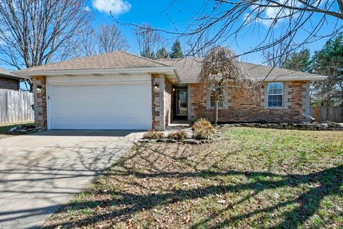 206 Hightower St, Nixa, MO, 65714-8103 | Card Image