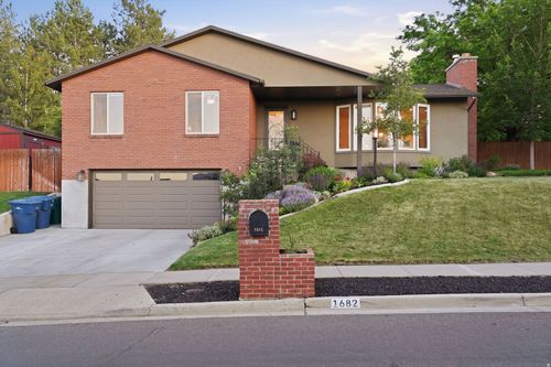 1682 E Julho St, Sandy, UT, 84093-6767 | Card Image