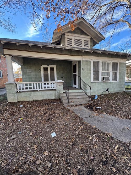 311 N Clinton Ave, Dallas, TX, 75208-5101 | Card Image