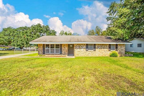 4821 Newell St, Zachary, LA, 70791-2722 | Card Image