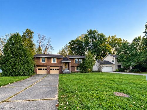 2268 Oak Point Drive, Copley, OH, 44321 | Card Image