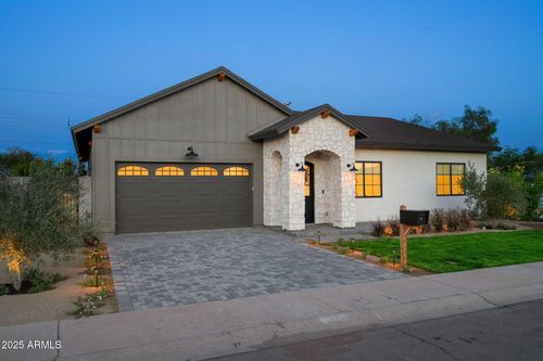3023 N 84th Pl, Scottsdale, AZ, 85251-7325 | Card Image