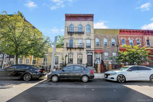 3-2218 Dean St, Brooklyn, NY, 11233-4076 | Card Image