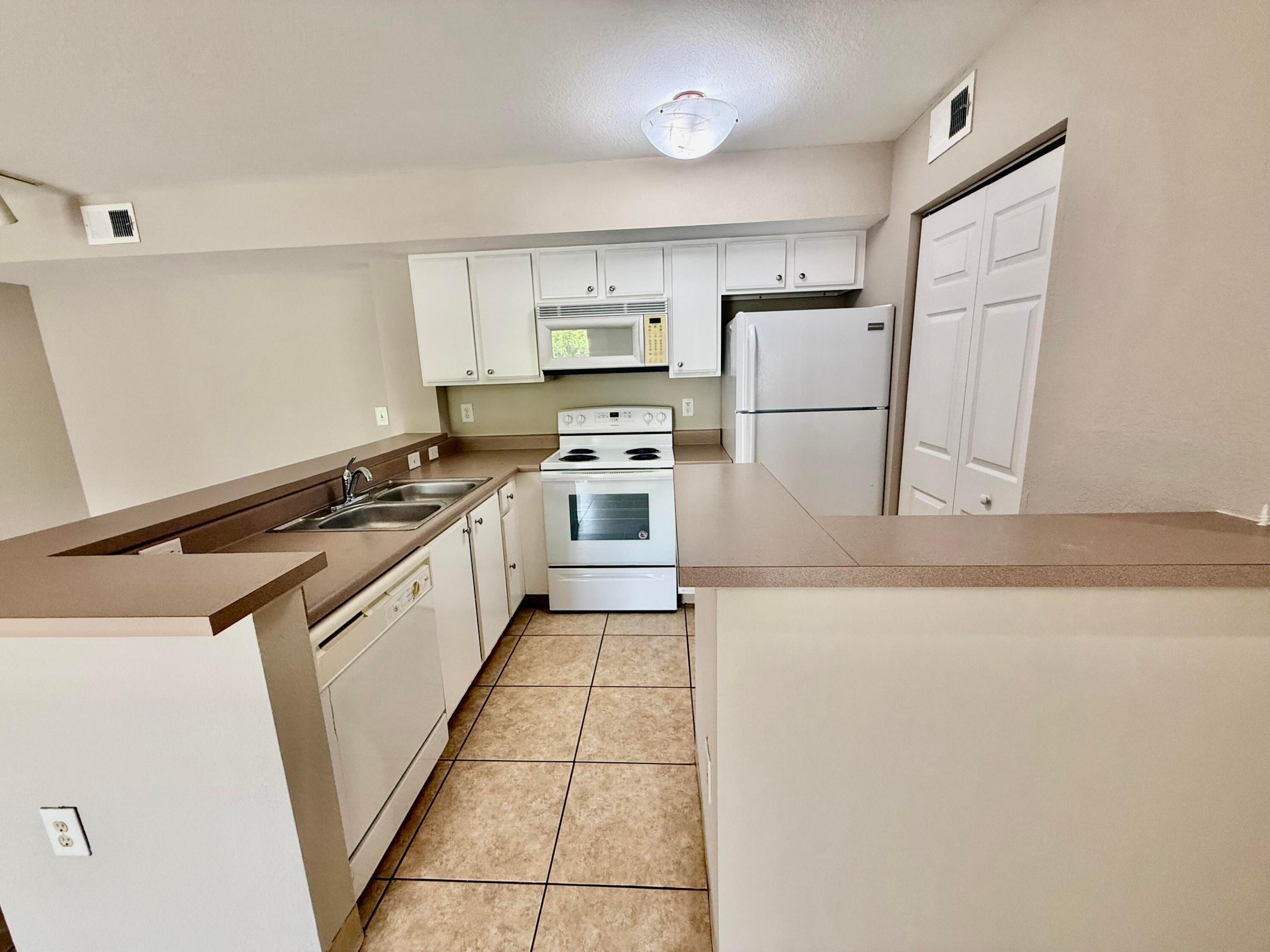 Residential Lease in Port St Lucie 2