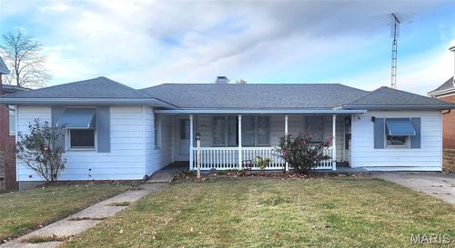 925 Swanwick St, Chester, IL, 62233-1664 | Card Image