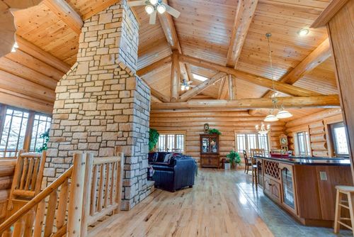 12943 W County Road M, Evansville, WI, 53536-9457 | Card Image