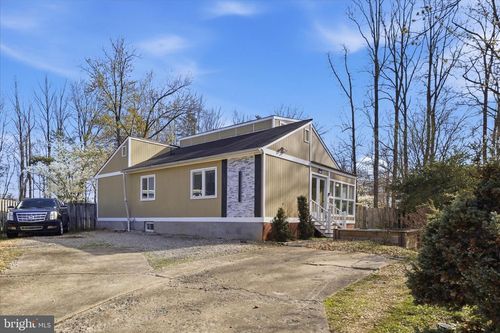 5515 Westcliff Ct, BURKE, VA, 22015-1952 | Card Image