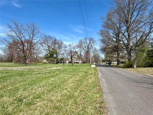 109 S Mortimer St, New Florence, MO, 63363-2516 | Card Image