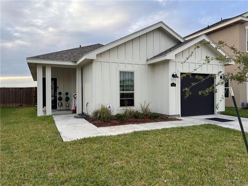 1306 E Sonador Dr S, Edinburg, TX, 78542-5440 | Card Image