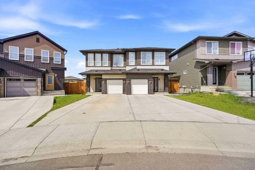 121 Carringvue Pk Nw, Calgary, AB, T3P1L1 | Card Image