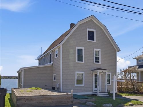 38 Aquidneck Ave, Portsmouth, RI, 02871-4304 | Card Image