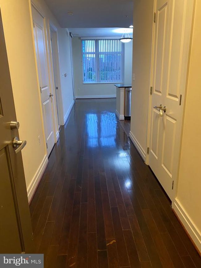 APT-1017 - 8220 Crestwood Heights Dr, Condo with 2 bedrooms, 2 bathrooms and null parking in MCLEAN VA | Image 28