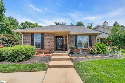 75 Forest Lake Dr, Simpsonville, SC, 29681-5456 | Card Image