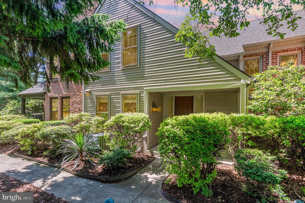 Galway Ct, Hummelstown, PA 17036