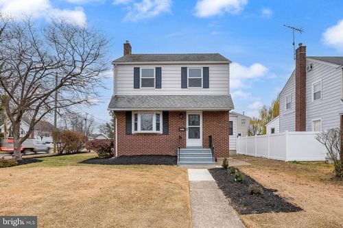 6036 Washington Ave, PENNSAUKEN, NJ, 08110-1734 | Card Image