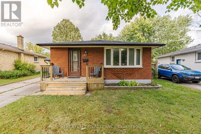 103 Kintail Cres, House other with 4 bedrooms, 2 bathrooms and 3 parking in London ON | Image 3