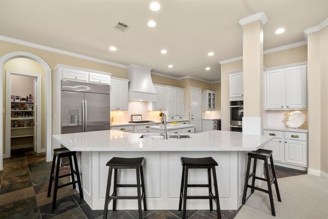 99 S Shawnee Ridge Cir, House other with 4 bedrooms, 4 bathrooms and 3 parking in The Woodlands TX | Image 16