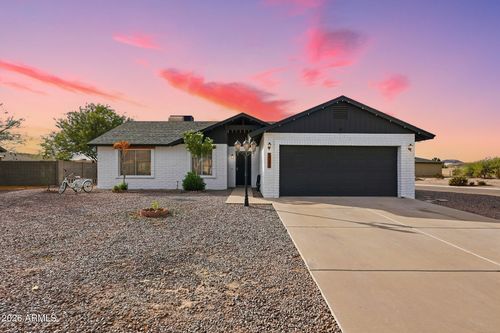10583 W Fernando Dr, Arizona City, AZ, 85123-5866 | Card Image